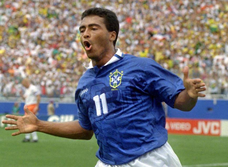 最不挑队友的5大足坛巨星，2中场大师全方位证明自己，第一无争议