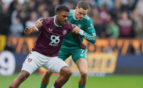 又是绝杀！第94分钟点球制胜，利物浦豪取4连胜，新援造点建功！